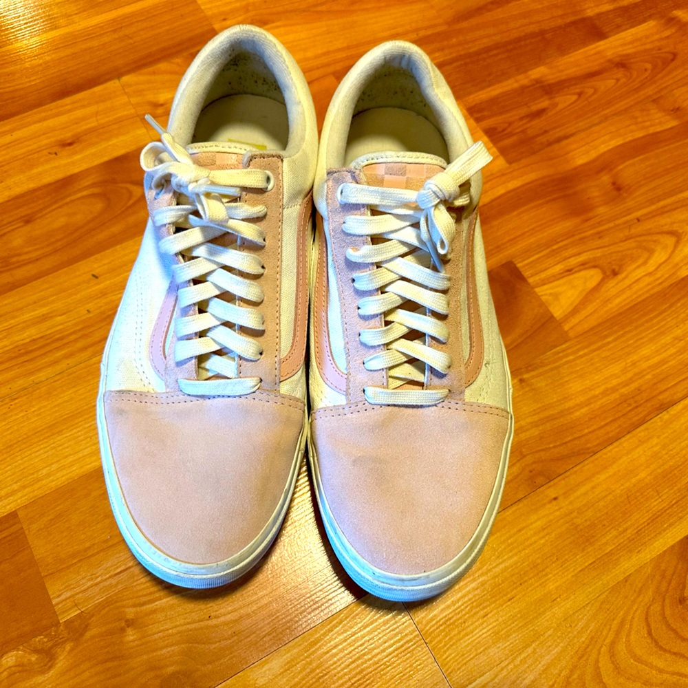 Vans Pro light pink and white skate shoe size 12